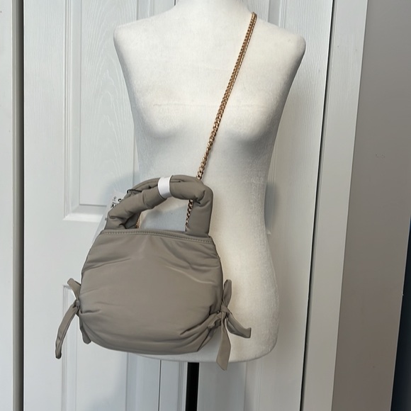{Zara} NWT Chain Crossbody ⭐️ FEATURED ITEM ⭐️ - Picture 2 of 10